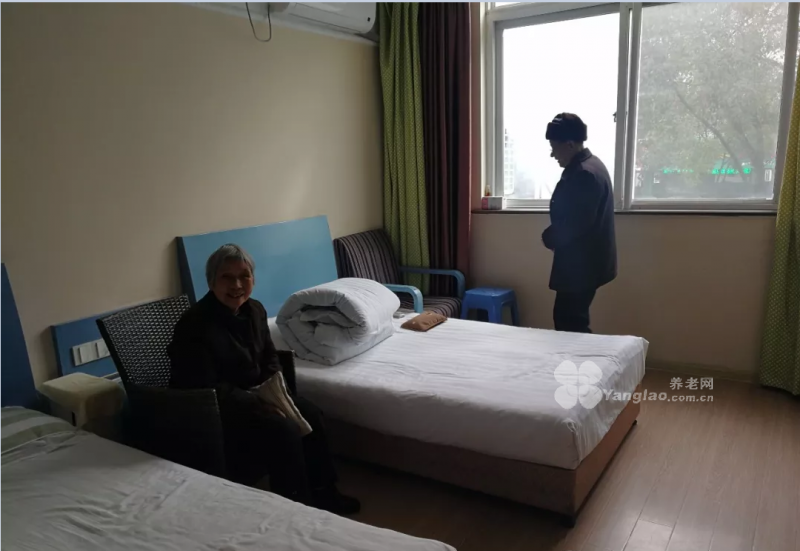 夕阳红托老院的实拍图片